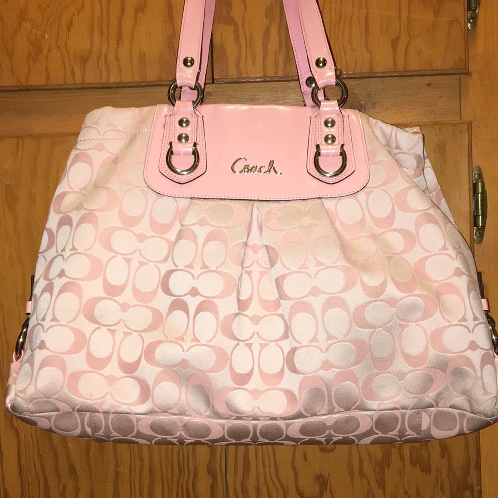 Authentic Coach Purse (Pink/Petal)